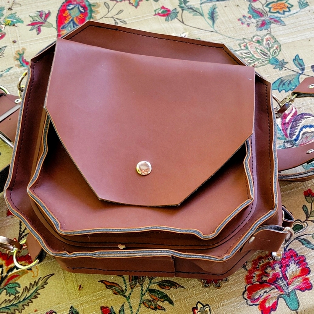 Leg pack for holding shells after trap shooting